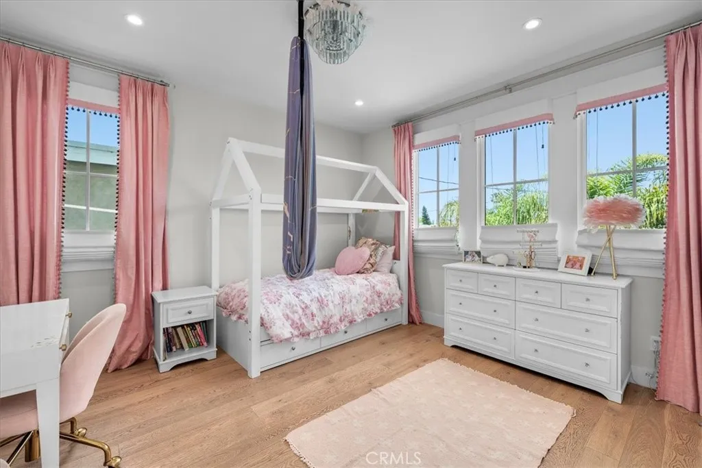 910 28th Street, Manhattan Beach, California 90266 home-pic-38